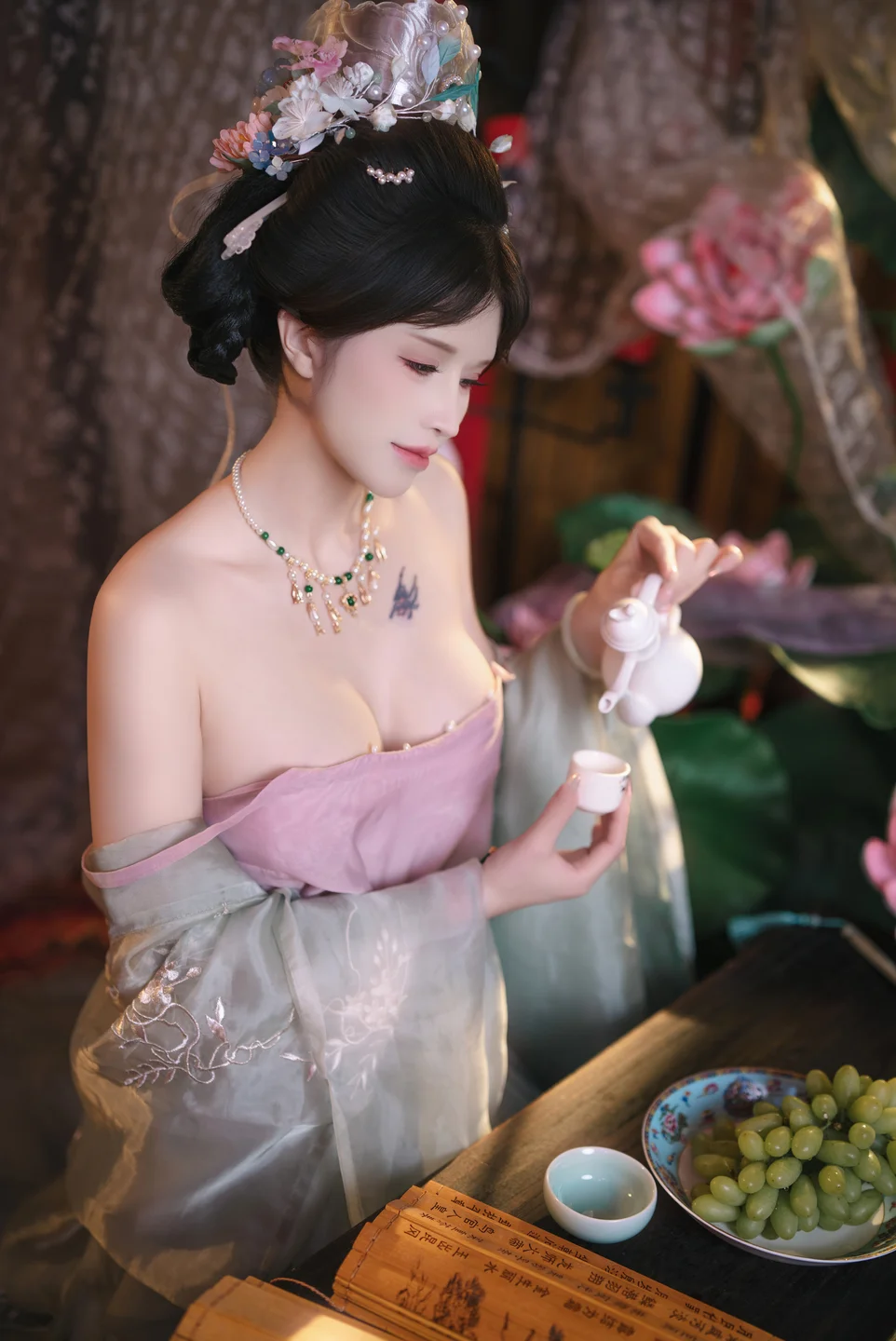 鹿八岁baby_No_107_粽你枕相思_130P,79GIF,1V_1_95GB tg@simisebaisi 【丝足阁】046.webp